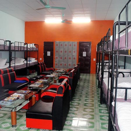 Phong Nha Backpacker Hostel Экстерьер фото