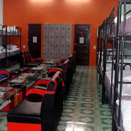 Phong Nha Backpacker Hostel Экстерьер фото