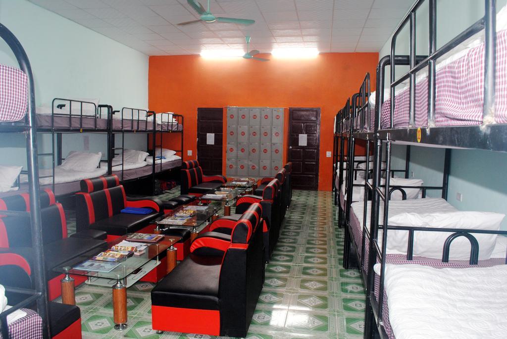 Phong Nha Backpacker Hostel Экстерьер фото
