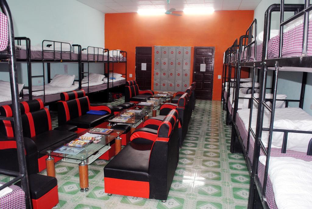 Phong Nha Backpacker Hostel Экстерьер фото